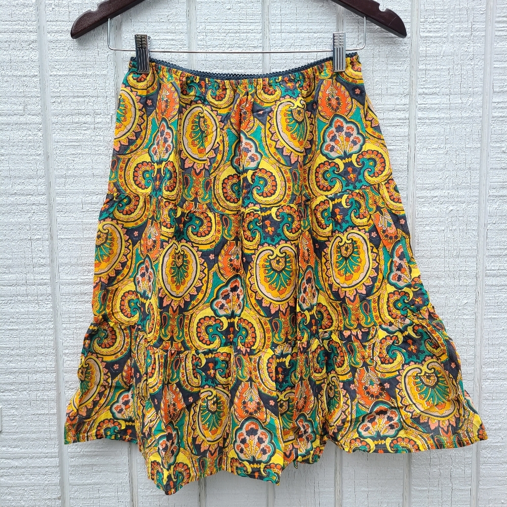 Raviya yellow paisley knee length skirt size medium
